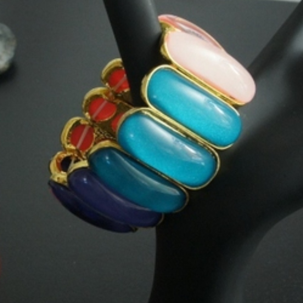 NWT Multi Color Bead Stretch Bracelet